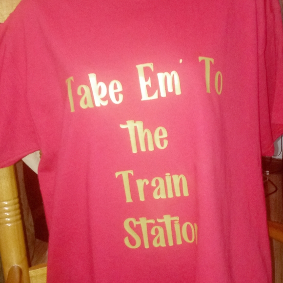 Maroon/gold "take him to the train station" men's large - Picture 8 of 10